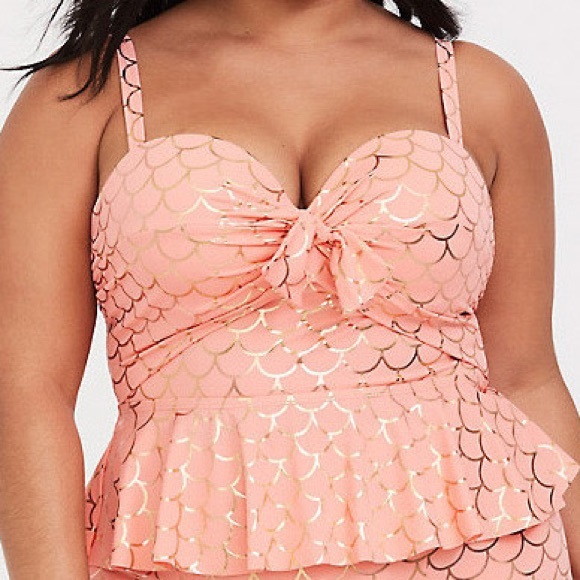 torrid Other - TORRID peach pink mermaid scale tankini top, 5X.